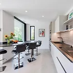 Tokoto 1 Apartman *